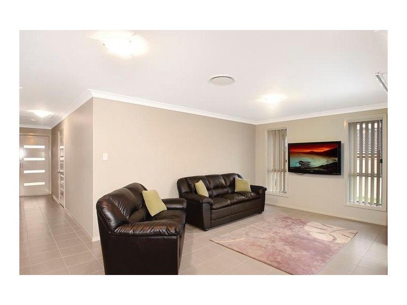 7 Red Ash Avenue, Mount Annan NSW 2567