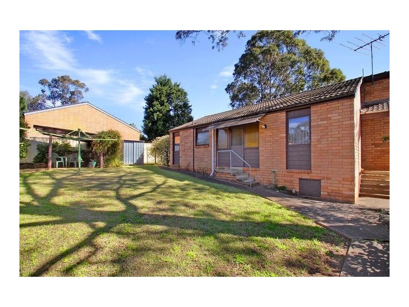 212 The Parkway, Bradbury NSW 2560