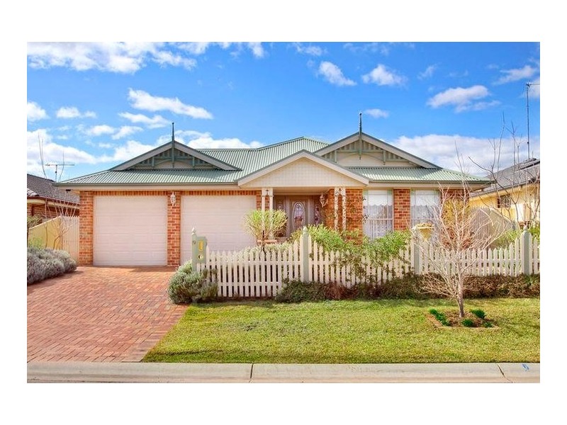 19 Ayrshire Gardens, Picton NSW 2571