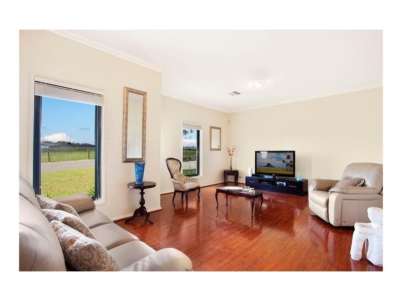 64 Hambledon Circuit, Harrington Park NSW 2567