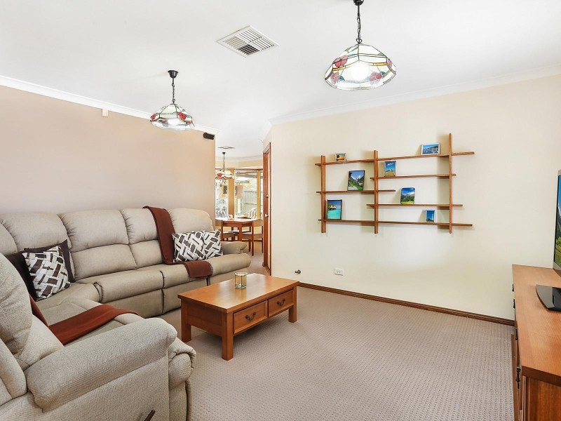 12 Chain-O-Ponds Circuit, Mount Annan NSW 2567