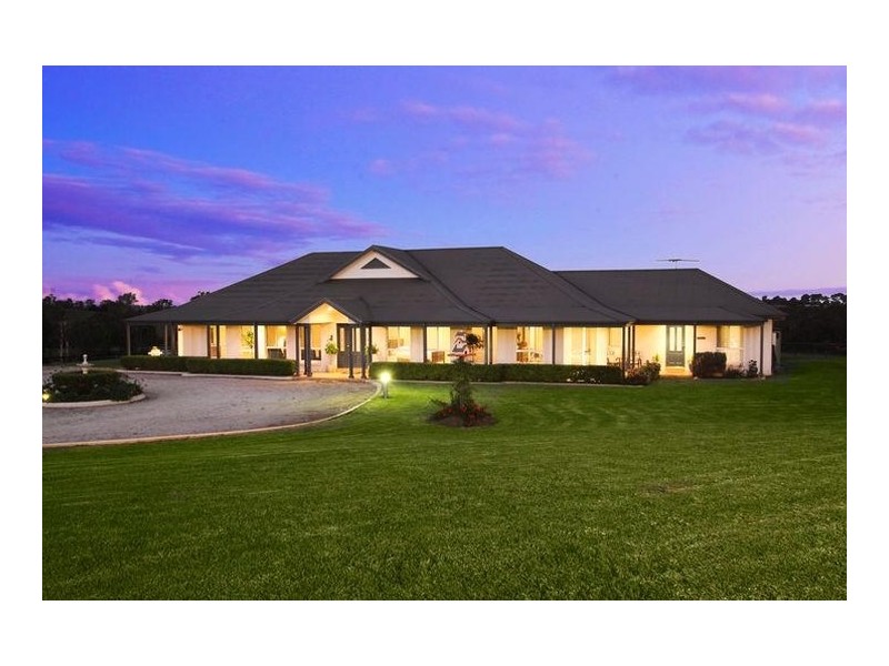 91 Daley Close, The Oaks NSW 2570