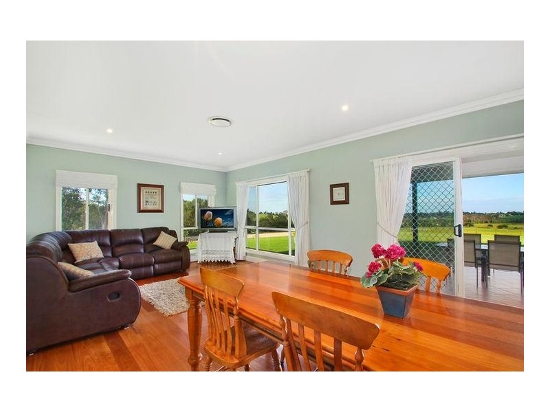 91 Daley Close, The Oaks NSW 2570