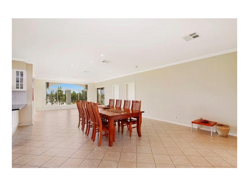 50 Centenary Place, Catherine Field NSW 2557