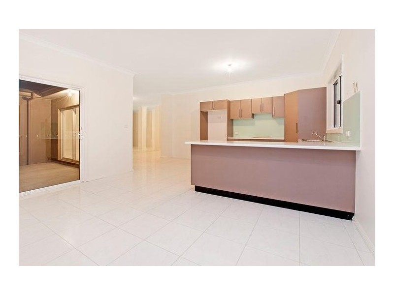 36 Sickles Drive, Grasmere NSW 2570