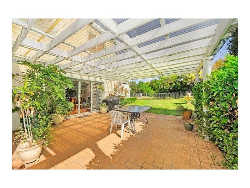 9 Elizabeth Henrietta Circuit, Macquarie Links NSW 2565