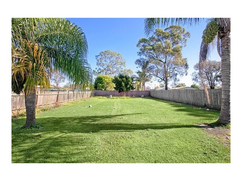 51 Edgar Street, Macquarie Fields NSW 2564