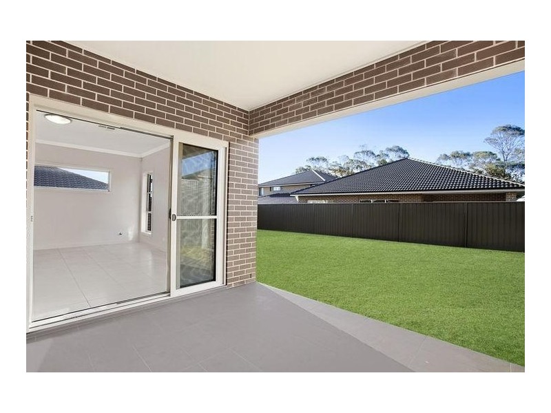 27 Lancaster Street, Gregory Hills NSW 2557
