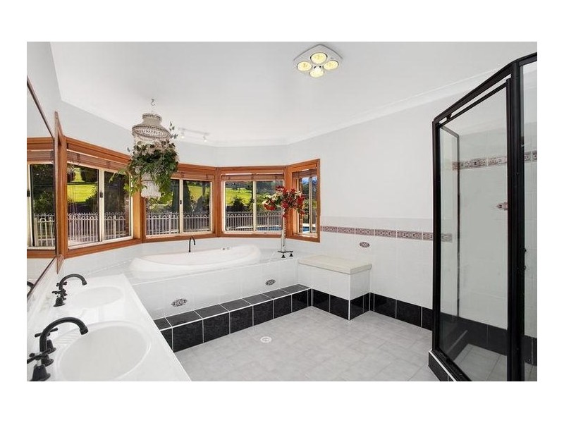 2 Gowan Place, Denham Court NSW 2565