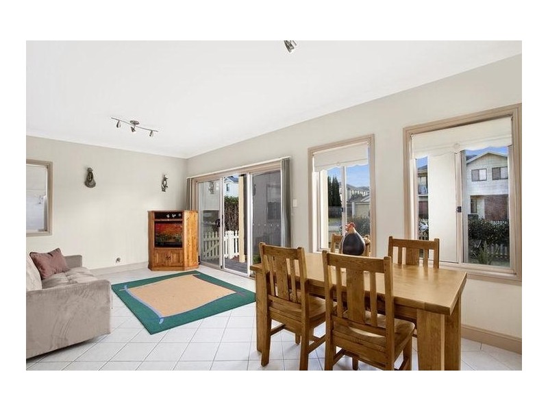 20 Lochview Crescent, Mount Annan NSW 2567