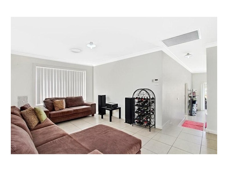 85 Belmont Avenue, Spring Farm NSW 2570