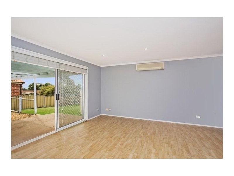 16 Welling Drive, Narellan Vale NSW 2567