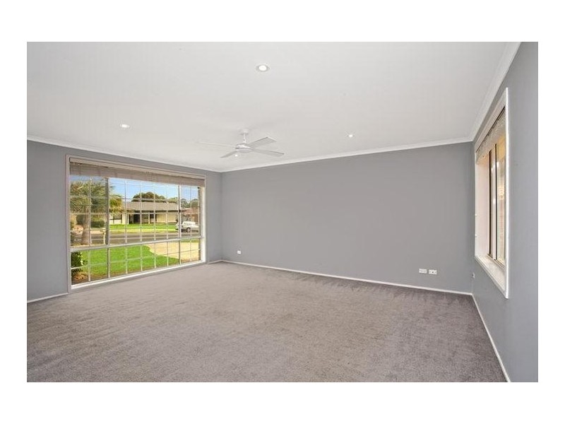 16 Welling Drive, Narellan Vale NSW 2567