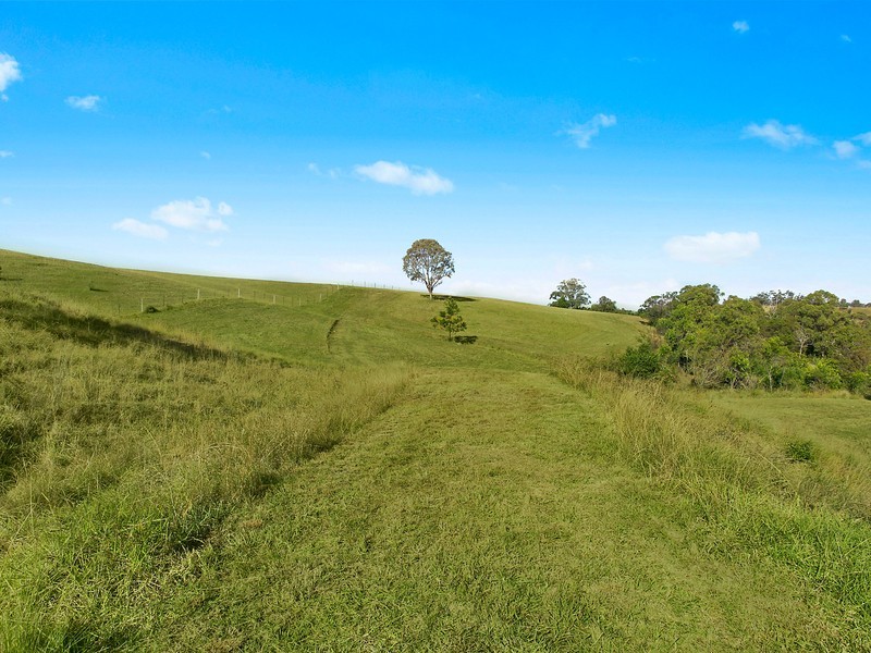 2 and 3/1220 Remembrance Drive, Razorback NSW 2571