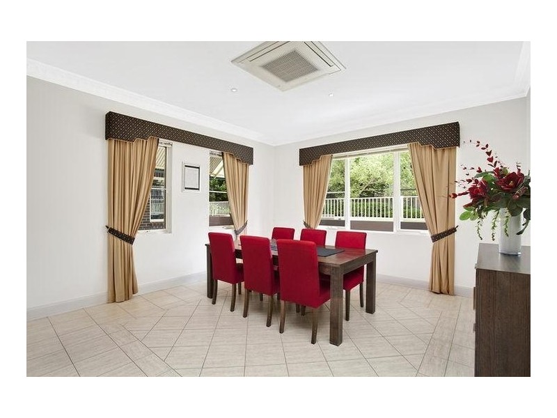 13 Camelot Close, Kirkham NSW 2570