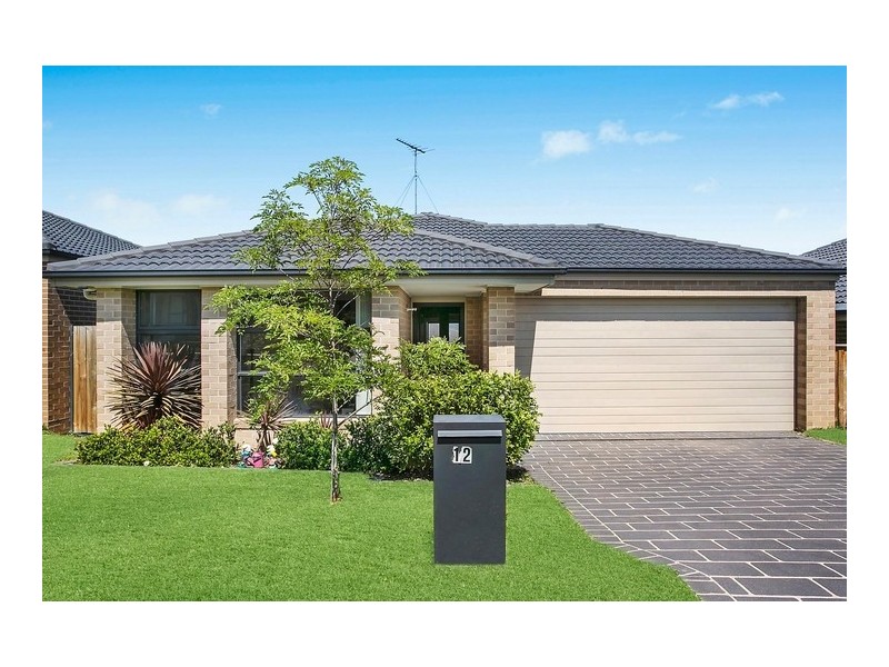 12 Hinton Street, Spring Farm NSW 2570