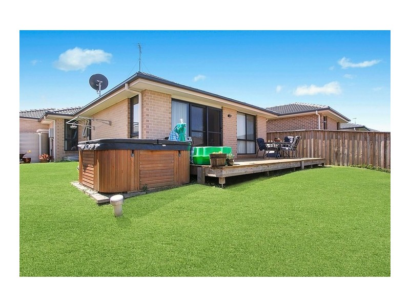 12 Hinton Street, Spring Farm NSW 2570