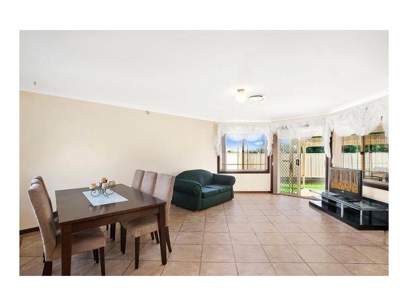 19 Scarborough Close, Narellan NSW 2567