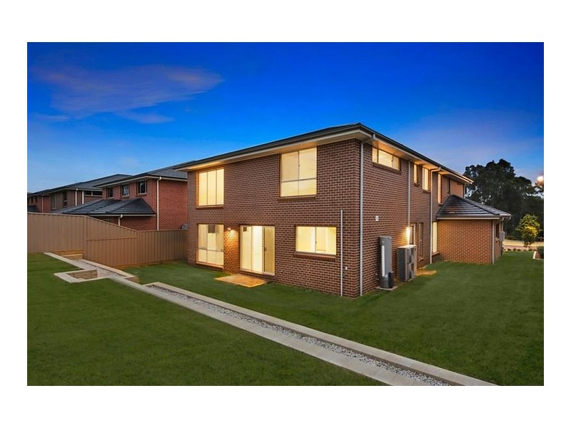 18 Forestgrove Drive, Harrington Park NSW 2567