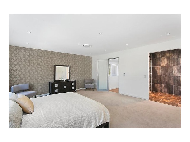 64 Bird Walton Avenue, Middleton Grange NSW 2171