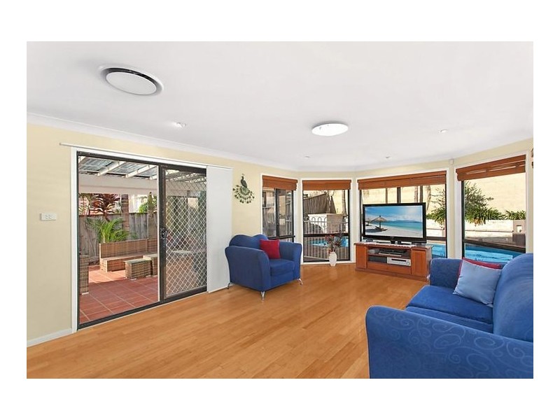 123 Pine Road, Casula NSW 2170