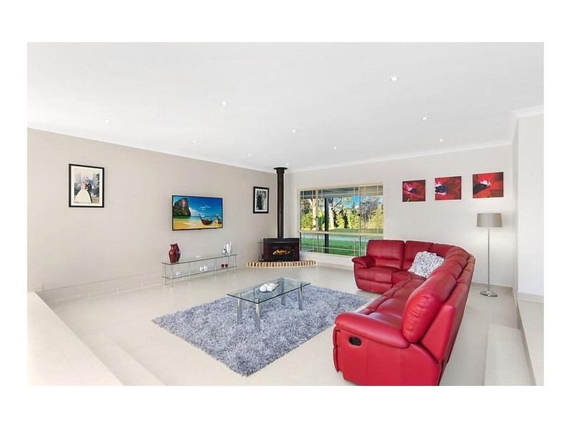 135 Lyrebird Road, Pheasants Nest NSW 2574