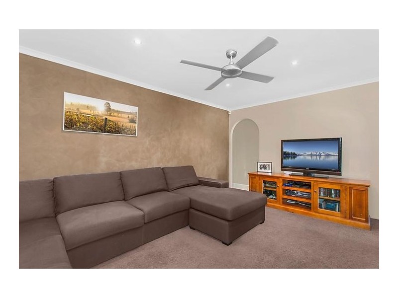 30 Parma Crescent, St Helens Park NSW 2560