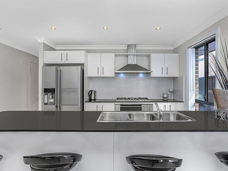 12 Voyager Street, Gregory Hills NSW 2557