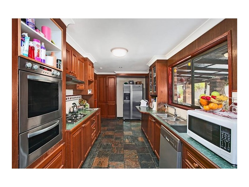 2 Turquoise Place, Eagle Vale NSW 2558