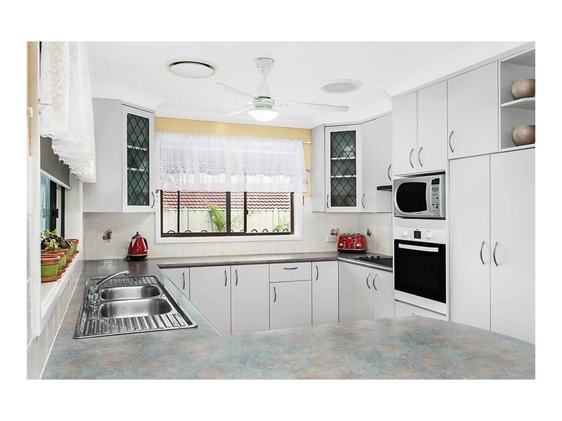 15 Siddeley Place, Raby NSW 2566