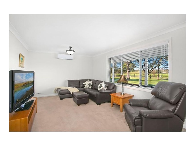 25 Clyde Place, Brownlow Hill NSW 2570
