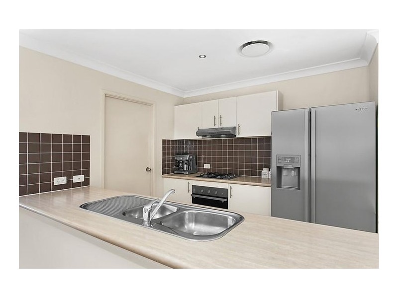 12 Busch Place, St Helens Park NSW 2560