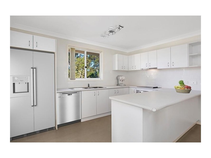 27 Thirlmere Way, Tahmoor NSW 2573