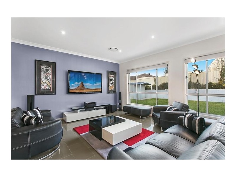 53 Glen Alpine Drive, Glen Alpine NSW 2560