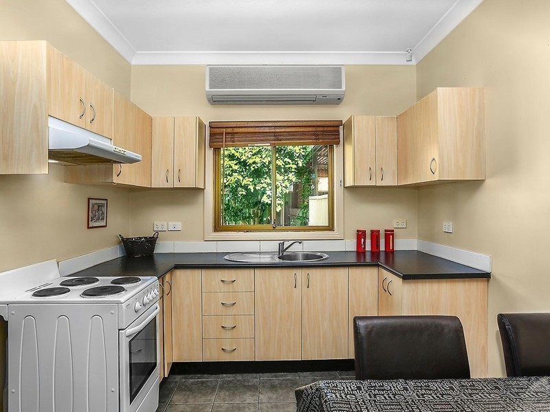 18 Kings Road, Ingleburn NSW 2565