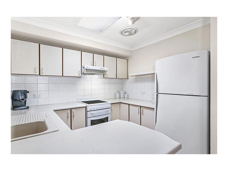 2 Orton Place, Currans Hill NSW 2567