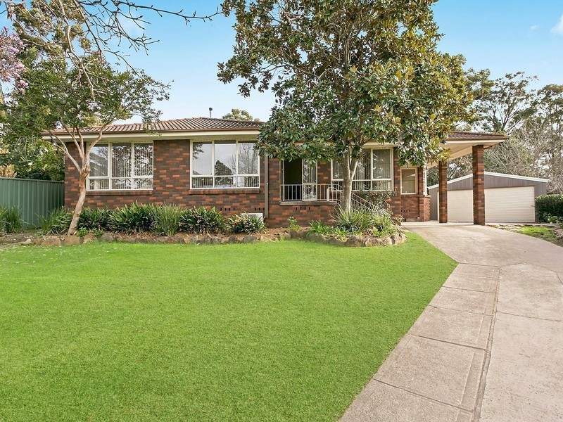 11 Peppin Place, Elderslie NSW 2570