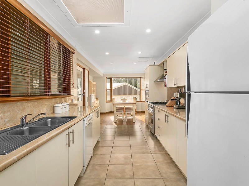 11 Peppin Place, Elderslie NSW 2570