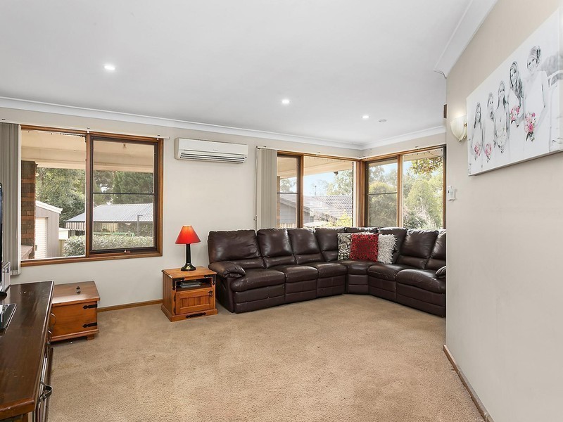 11 Peppin Place, Elderslie NSW 2570