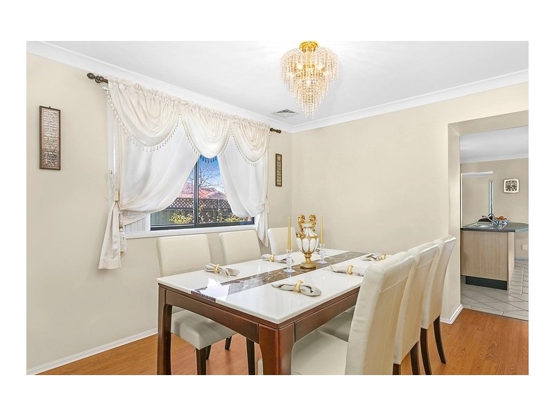 18 Glenrowan Drive, Harrington Park NSW 2567