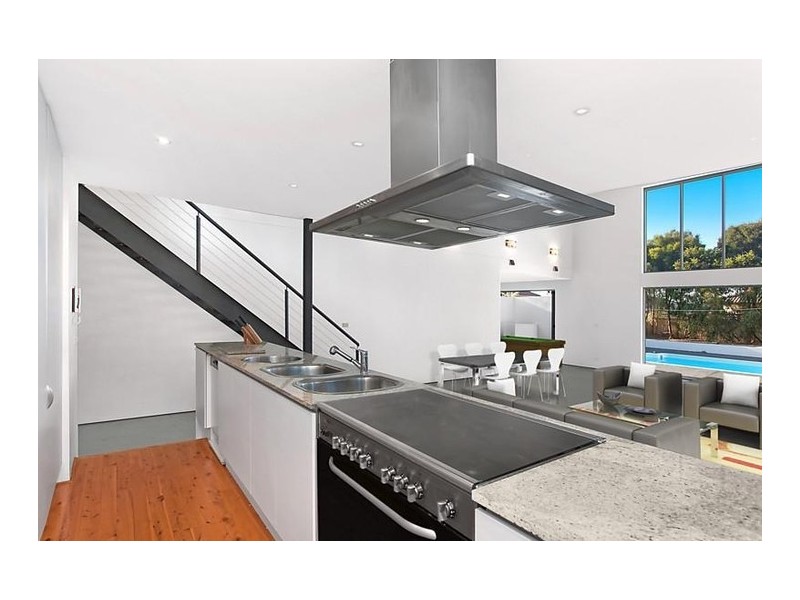 3 Barcelona Drive, Prestons NSW 2170