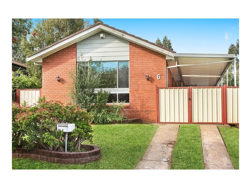 6 Missouri Street, Kearns NSW 2558