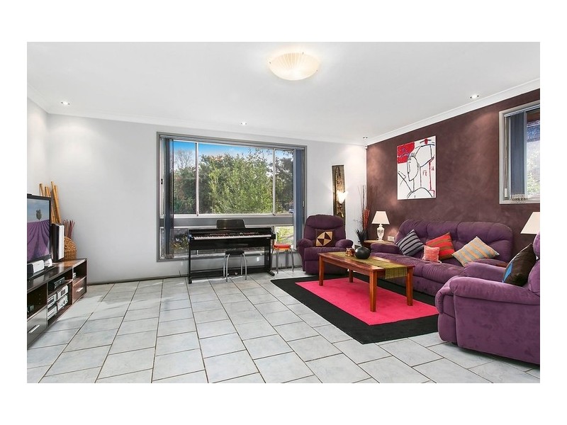 6 Missouri Street, Kearns NSW 2558