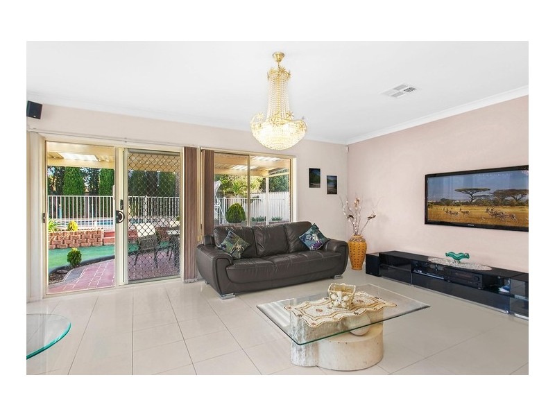 96 Pine Road, Casula NSW 2170