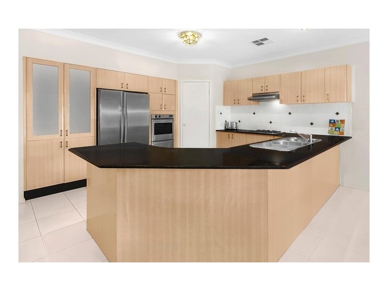 96 Pine Road, Casula NSW 2170