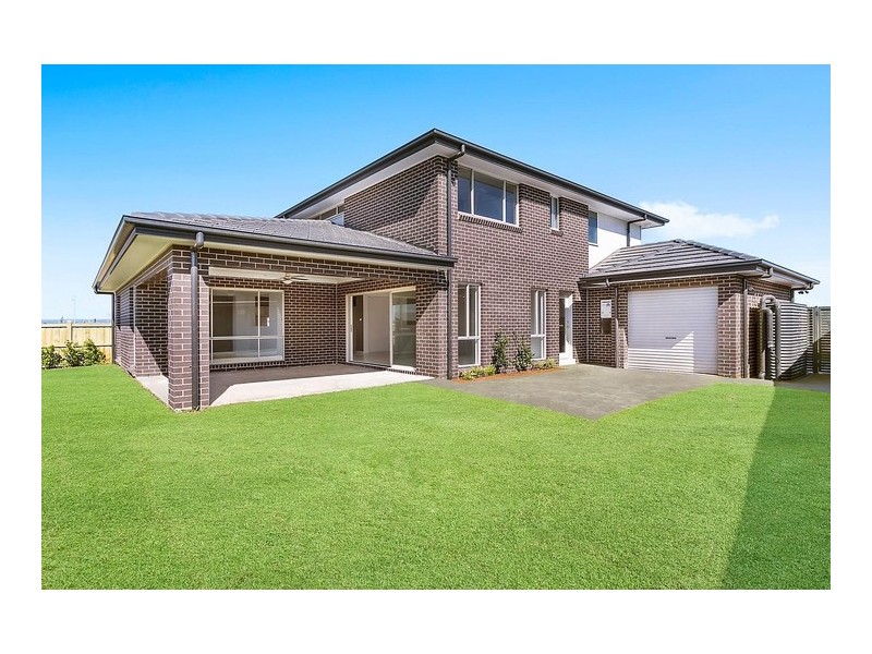 16 Bourne Ridge, Oran Park NSW 2570