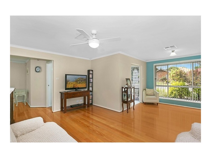 26 Outram Place, Currans Hill NSW 2567