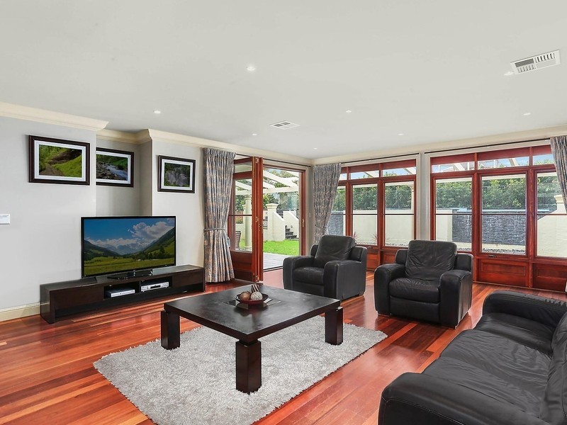 38 Sunnyside Drive, Ellis Lane NSW 2570