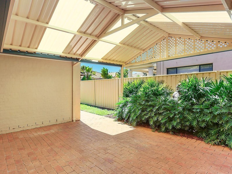 15 Sir Warwick Fairfax Drive, Harrington Park NSW 2567