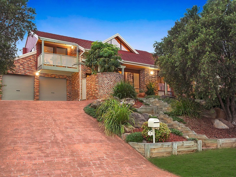 5 Claremont Crescent, Hinchinbrook NSW 2168